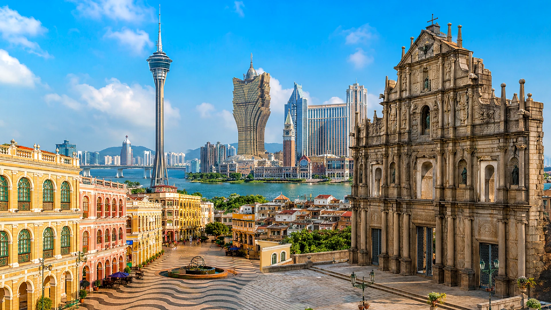 Departing from Guangzhou | Macau World Heritage Skyline Private Day Tour | Guides Available in Chinese, English, Korean, and Japanese Product Image