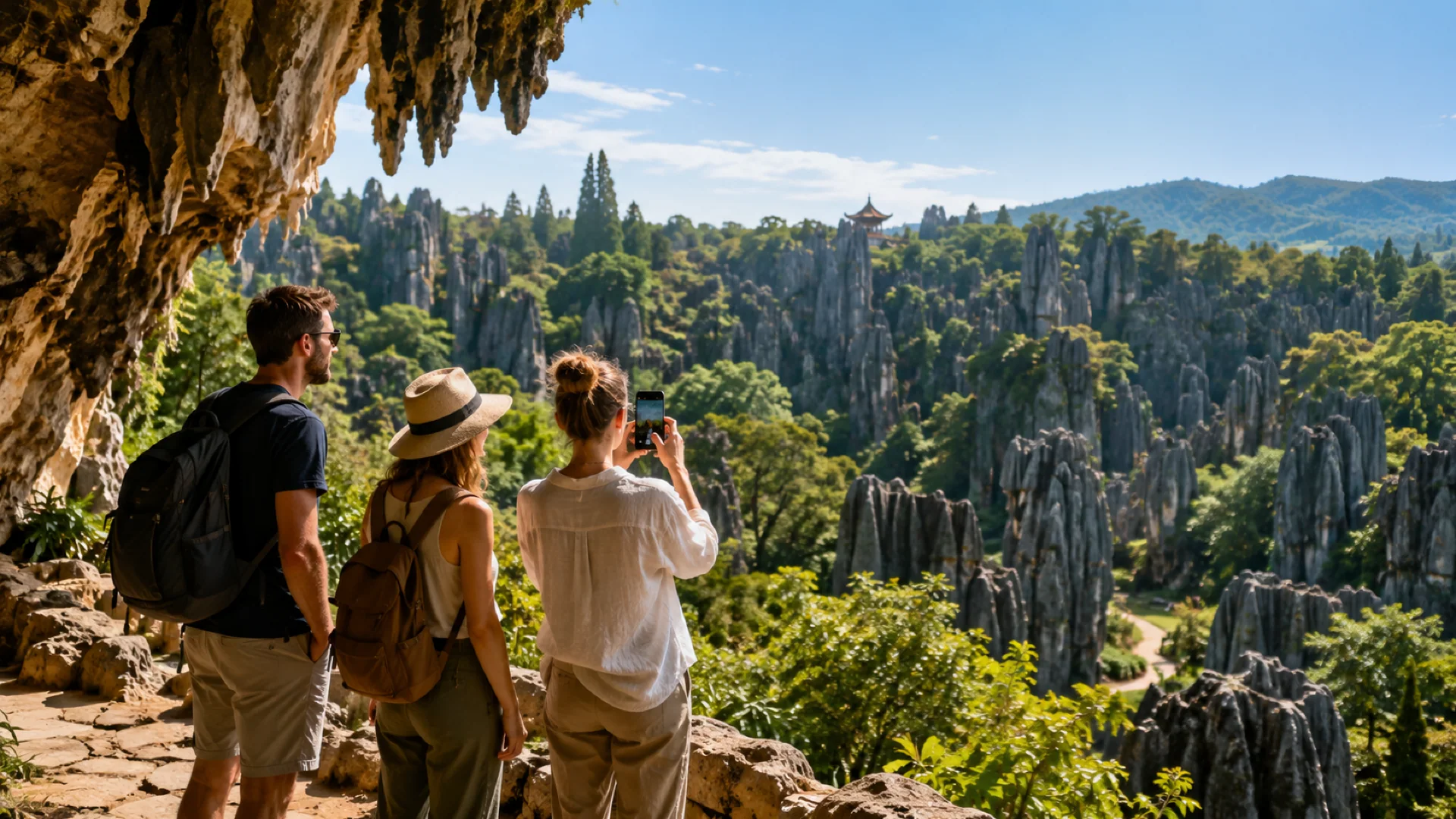 Kunming Karst Wonders Private Day Tour | Stone Forest · Jiuxiang Cave Product Images