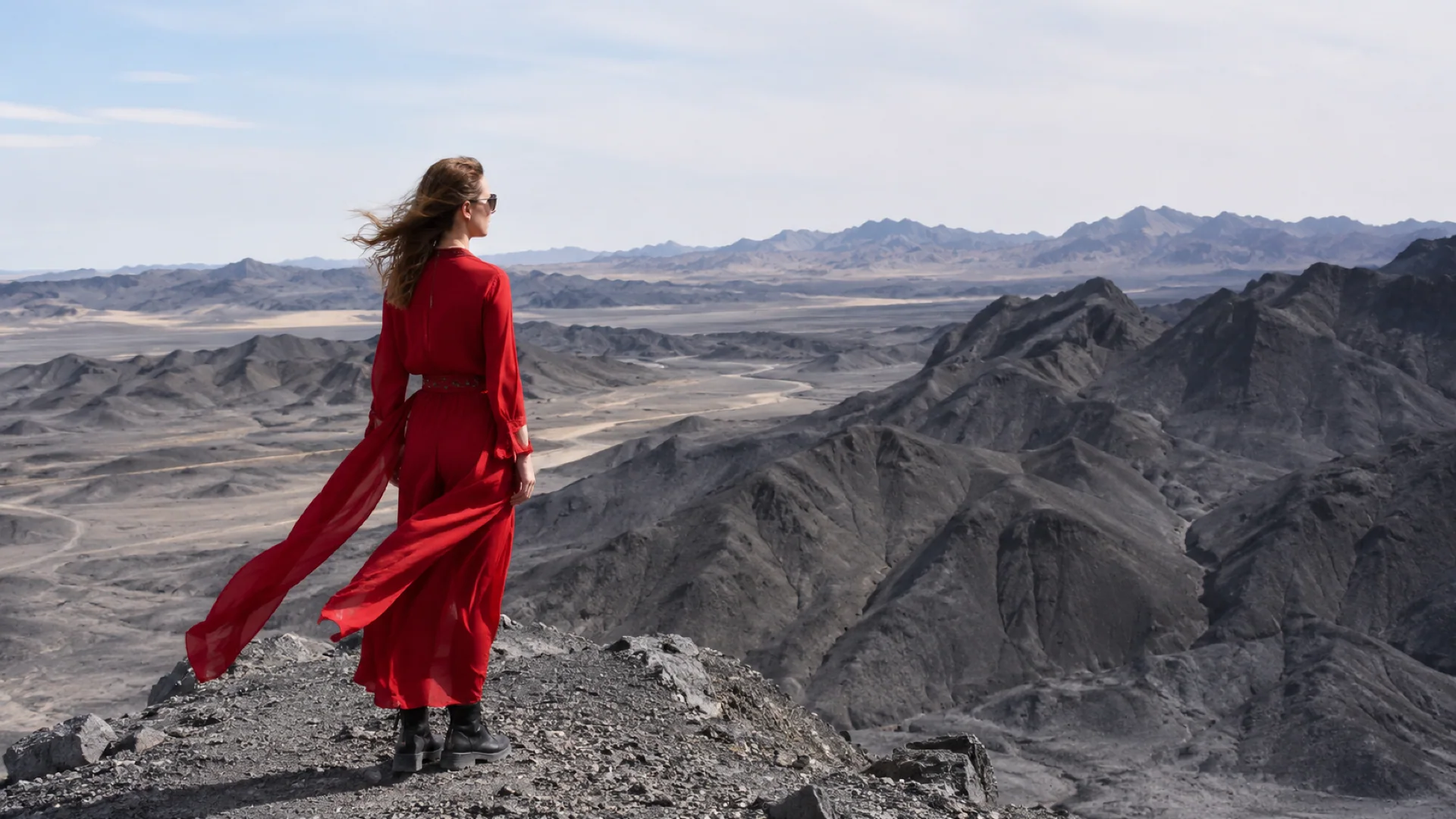 Cold Lake to Dunhuang · Heidushan Oil Town Private Day Tour Product Images