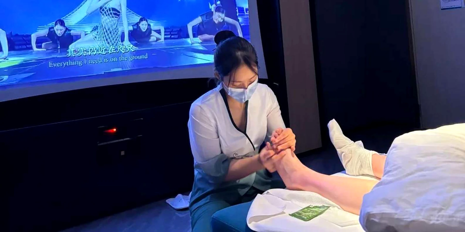 From Hong Kong: Shenzhen Culture, Tech and Massage Day Tour
